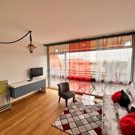 Heliotel Marine Studio Avec Balcon Au 4Eme Etage A 200M De La Mer Saint-Laurent-du-Var Kültér fotó
